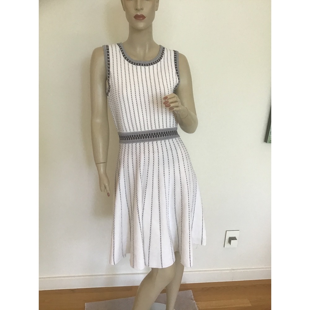 Milly White Navy Blue Textured Striped Knit Fit & Flare Sleeveless Dress L